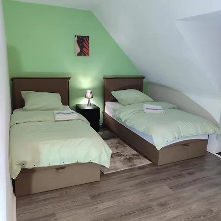 Privat bolig Komfortables 3 - Mit Gemeinschaftsbad & Kueche Essen