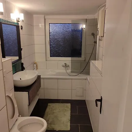 Privat bolig Komfortables 3 - Mit Gemeinschaftsbad & Kueche *